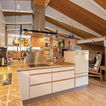 Feriehus Two-bedroom Holiday In